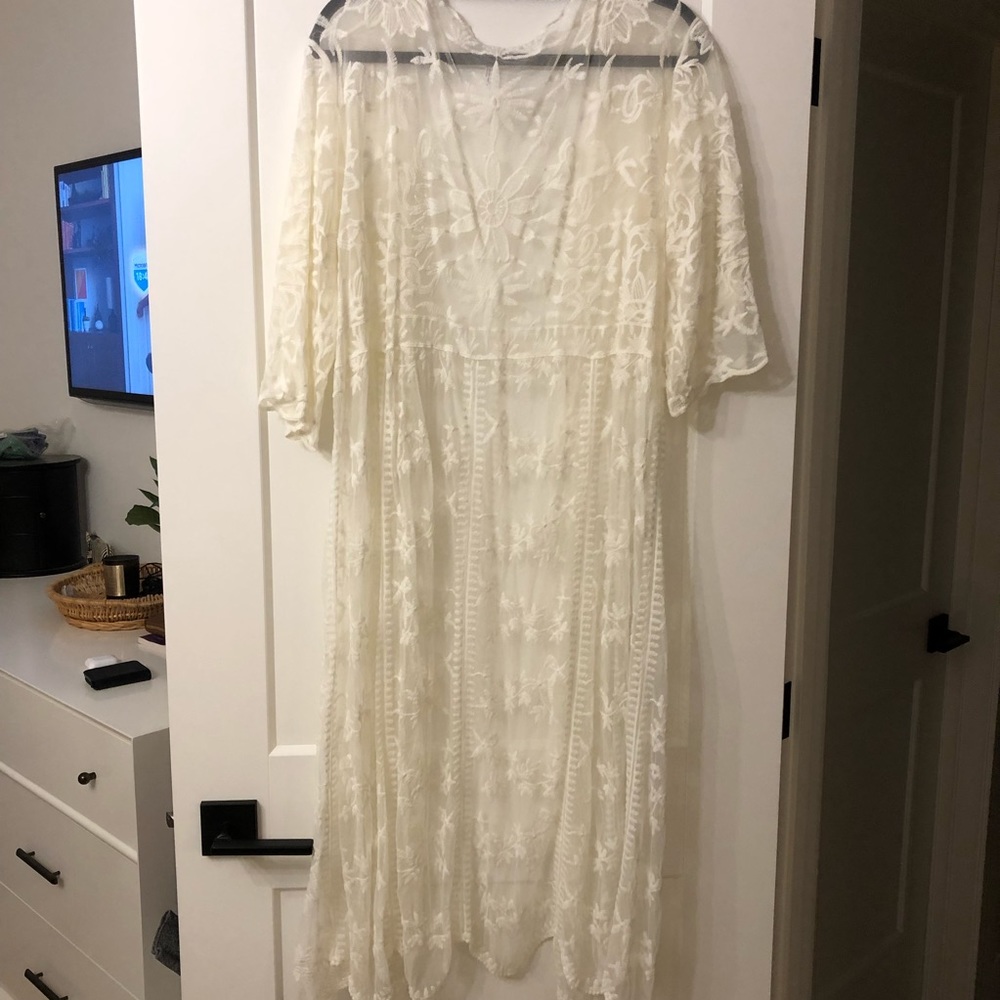 White Lace Robe